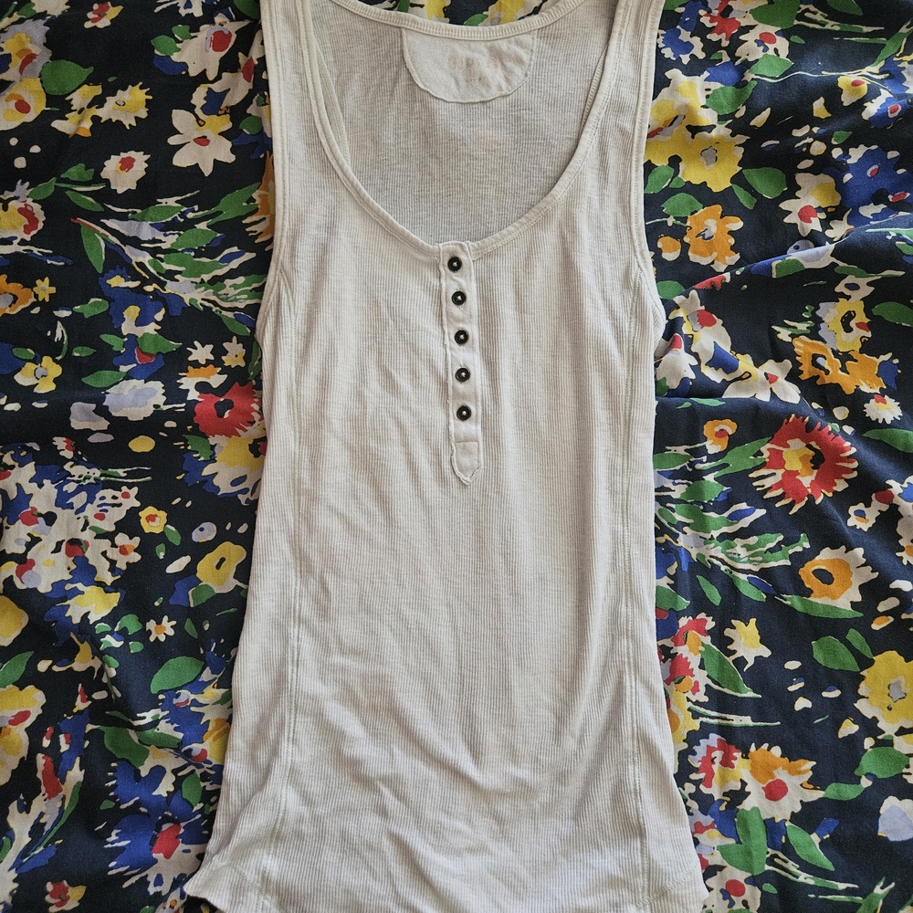 Sleeveless Button-Front Henley Tank Top Vintage Bella Swan